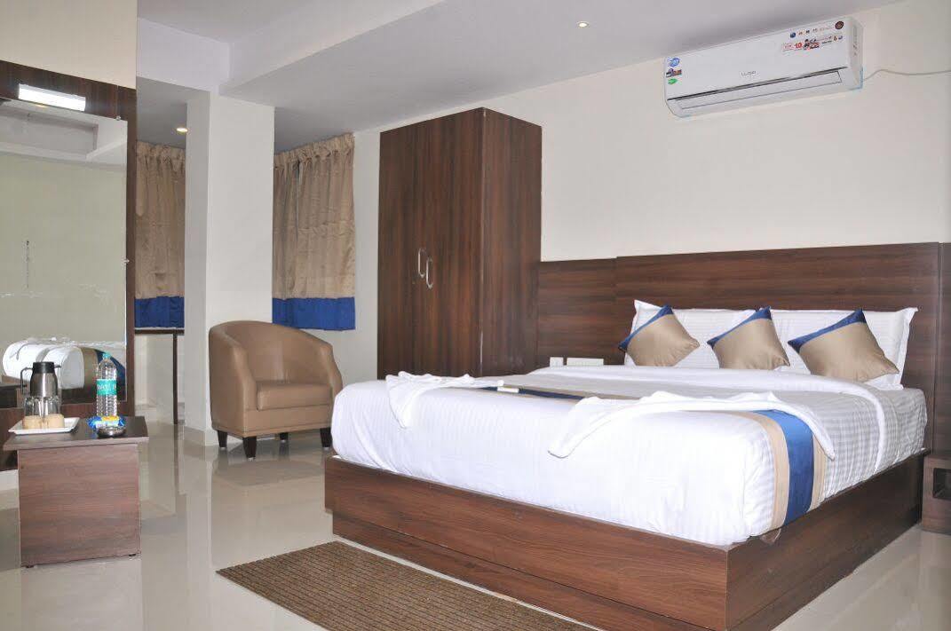 Capital O 76622 Hotel Raama Grand Mysore Ngoại thất bức ảnh